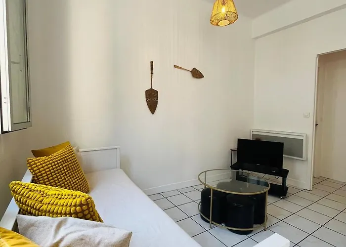 Spacious And Modern 公寓